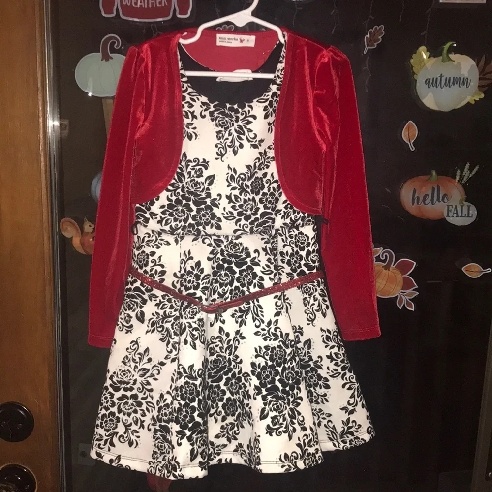 Knit Works Black & White Floral Beautiful Lined Christmas Dress